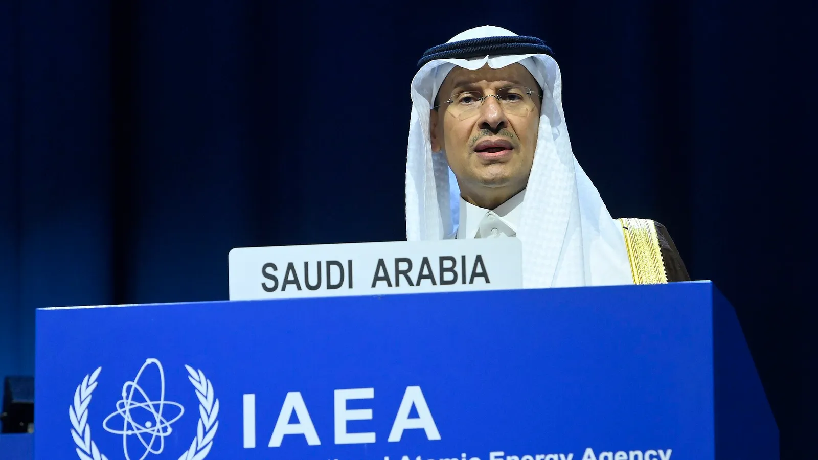 Saudi Energy Minister Prince Abdulaziz bin Salman speaking at a podium