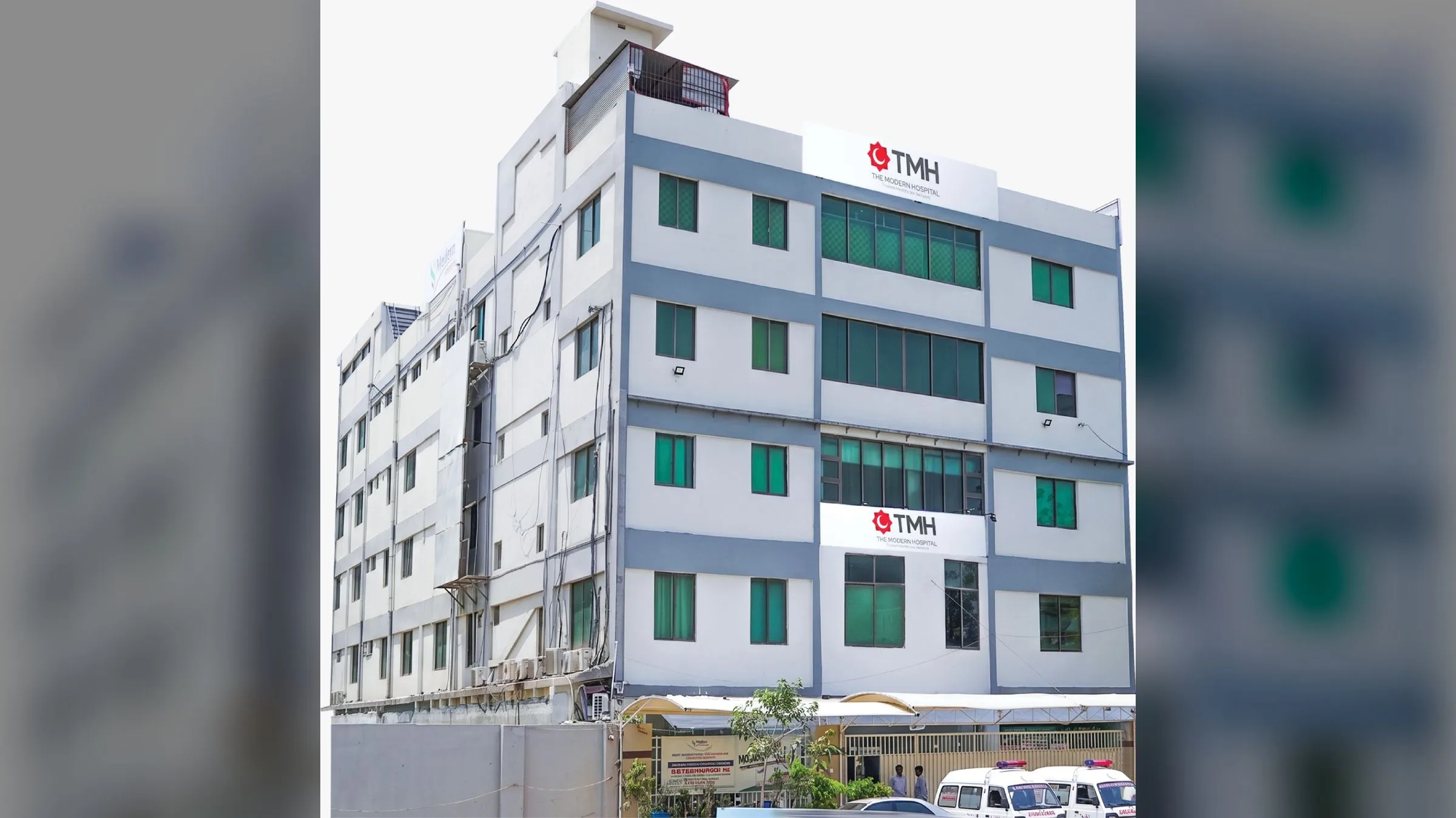 A hospital building in Karachi
