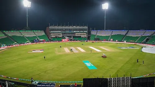 Floodlit Gaddafi Stadium in Lahore during the 2026 Pakistan Super League