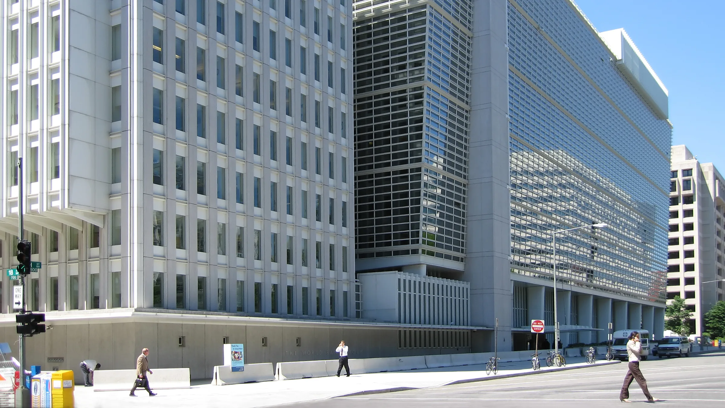 The World Bank building in Washington seen from the street